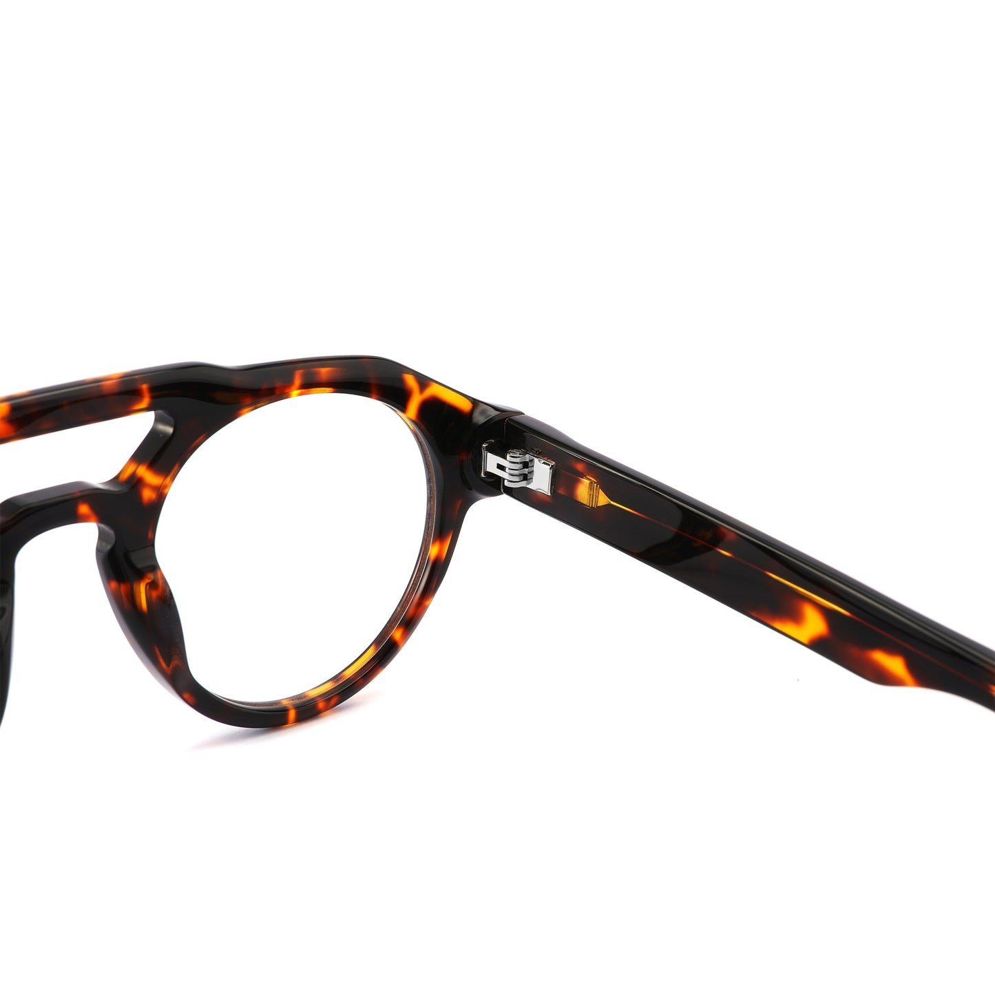 Optical Frames in UAE