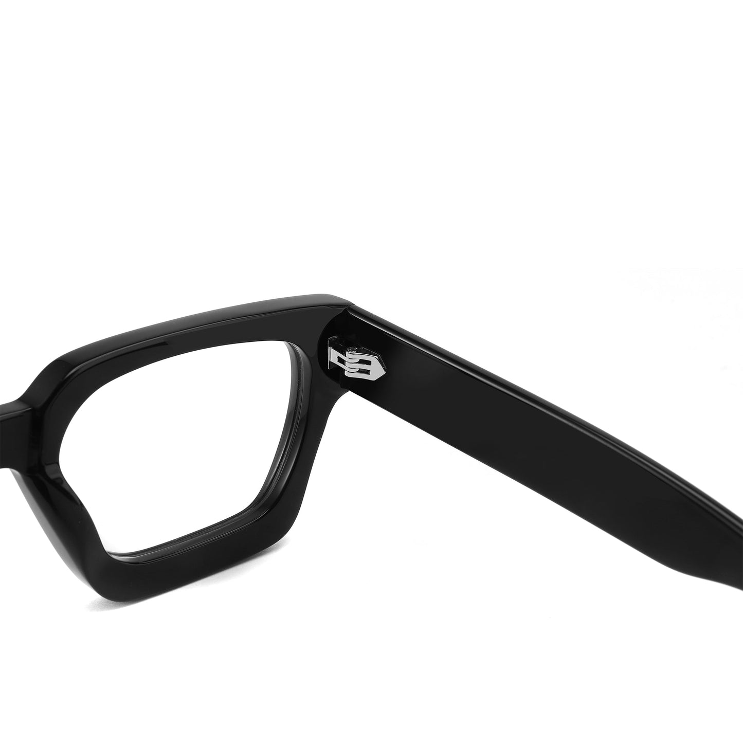 Optical Frames in UAE