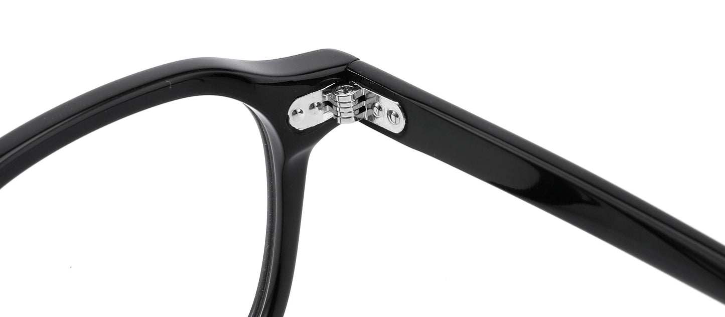 Optical Frames in UAE