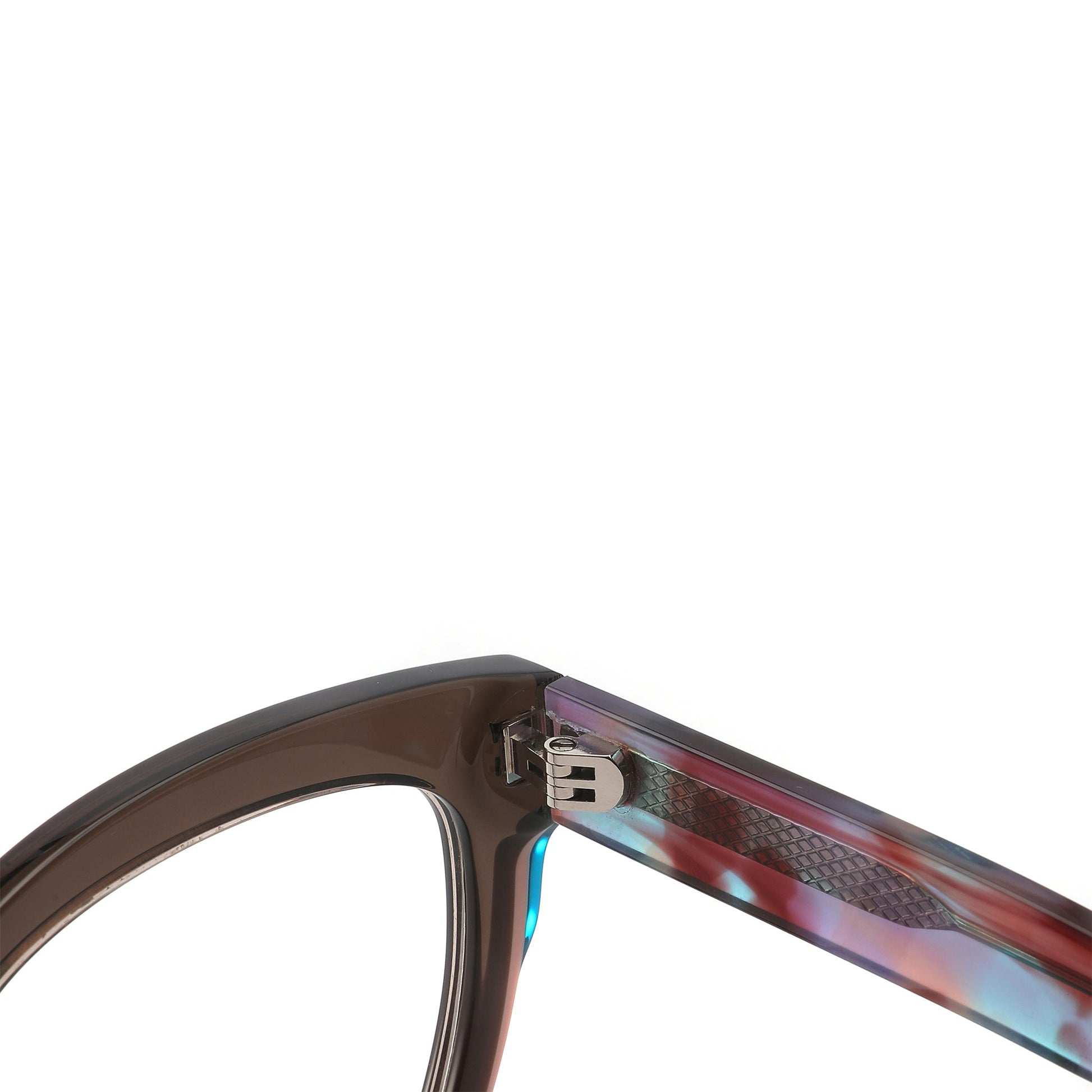 Optical Frames in UAE